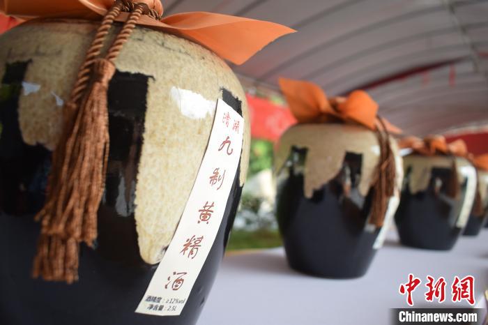 資料圖：綢嶺村的特色產(chǎn)品?！¤蠘s縣東源鄉(xiāng) 供圖 攝