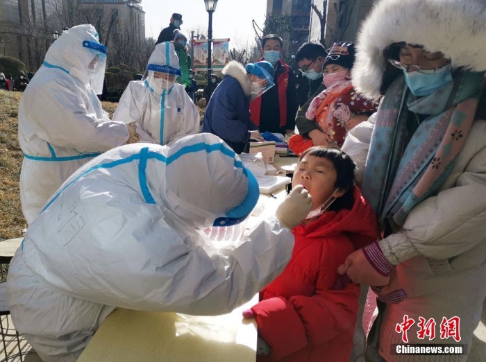 直擊全員核酸檢測(cè)首日的石家莊：城市按下“暫停”鍵 全力防控疫情