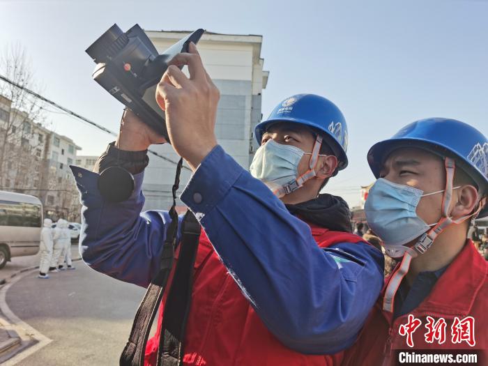 國網(wǎng)河北電力全力迎戰(zhàn)抗疫寒潮雙重考驗(yàn)“同舟共冀”并肩戰(zhàn)疫