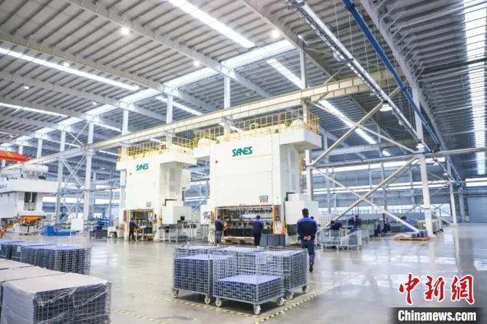 婺城一企業(yè)生產(chǎn)車間。婺城宣傳部供圖