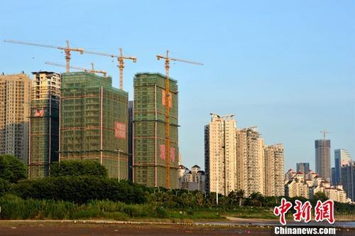 資料圖：正在建設(shè)中的房地產(chǎn)樓盤。<a target='_blank' href='http://www.chinanews.com/'>中新社</a>記者 張斌 攝