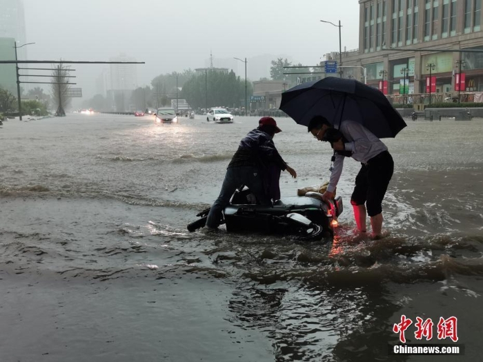 【圖刊】有你們，“河南一定中”
