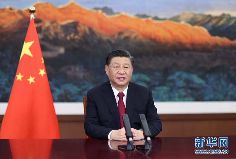 4月20日上午，博鰲亞洲論壇2021年年會開幕式在海南博鰲舉行，國家主席習(xí)近平以視頻方式發(fā)表題為《同舟共濟(jì)克時艱，命運(yùn)與共創(chuàng)未來》的主旨演講。新華社記者 鞠鵬 攝.jpg