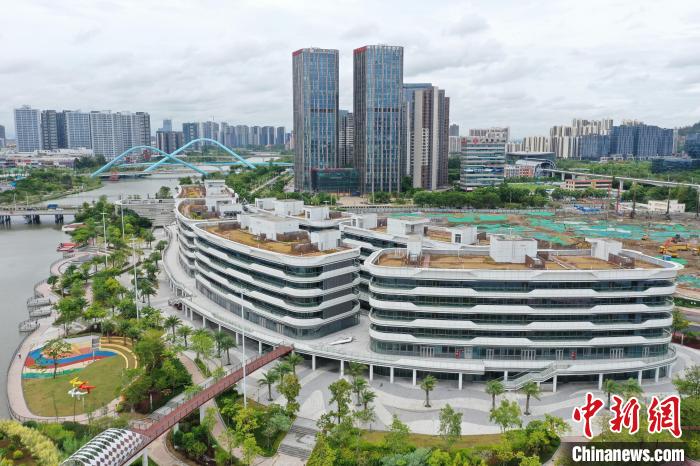 位于廣州南沙的創(chuàng)享灣TIMETABLE粵港澳創(chuàng)新創(chuàng)業(yè)基地。　劉偉 攝