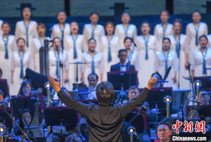 2021京杭對話子活動—大型京劇交響套曲《京城大運河》在杭州上演，6位“梅花獎”得主同臺演出?！⊥鮿?攝