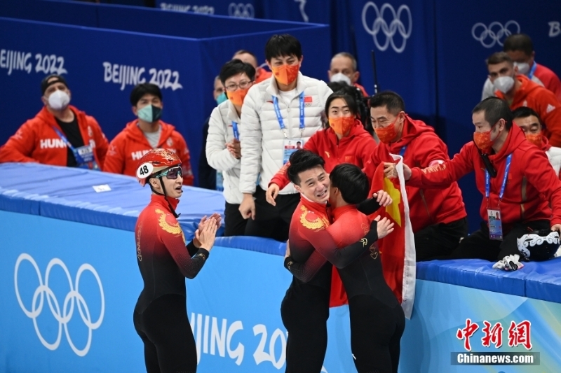 短道速滑男子1000米：任子威、李文龍包攬金銀牌