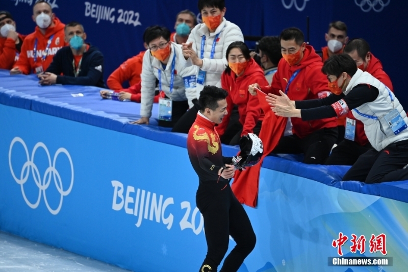 短道速滑男子1000米：任子威、李文龍包攬金銀牌