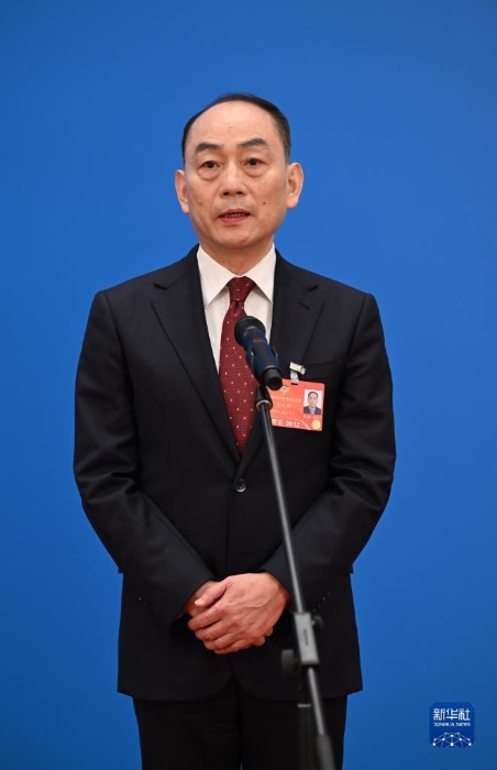 全國政協(xié)十三屆五次會(huì)議第三場(chǎng)“委員通道”采訪活動(dòng)舉行