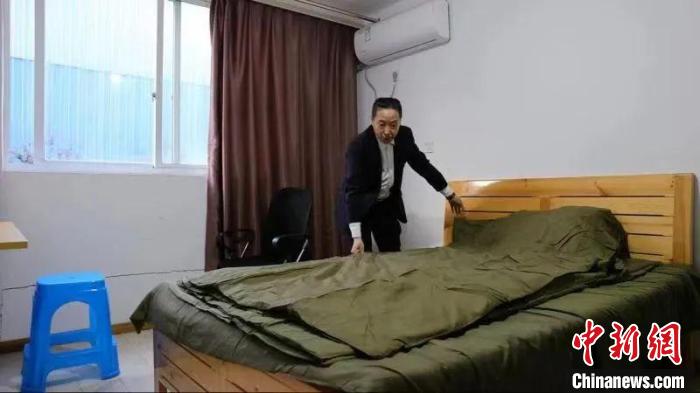 “農(nóng)副物流員工之家”房間內(nèi)?！∮嗪紖^(qū)融媒體中心供圖