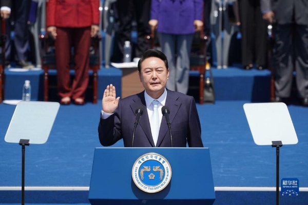 5月10日，在韓國首爾，尹錫悅出席總統(tǒng)宣誓就職儀式。（圖源：新華社）