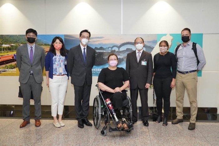 美國參議員達(dá)克沃斯訪臺(tái)
