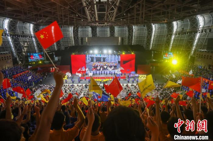 東南大學(xué)建校120周年慶祝大會(huì)隆重舉行?！°蟛?攝