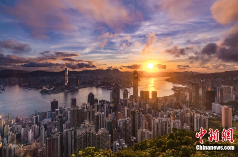 香港維多利亞港。中新社記者 張煒 攝