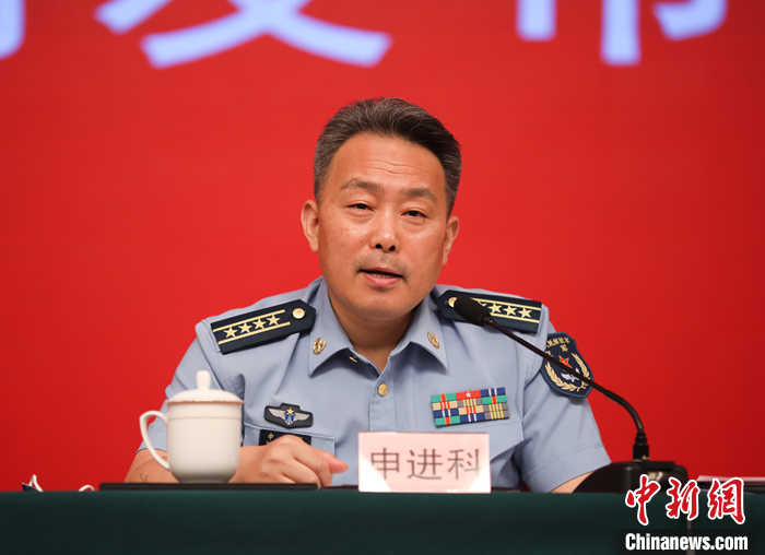 圖為申進(jìn)科大校發(fā)言。 <a target='_blank' href='/'>中新社</a>記者 趙雋 攝