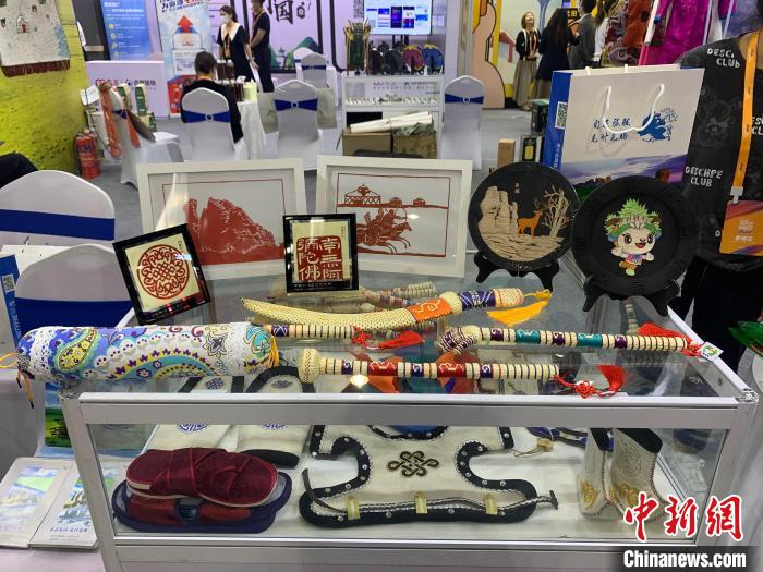 展會(huì)現(xiàn)場(chǎng)。　韓宏 攝