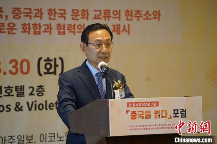 圖為亞洲日報代表梁圭鉉致辭。劉旭 攝
