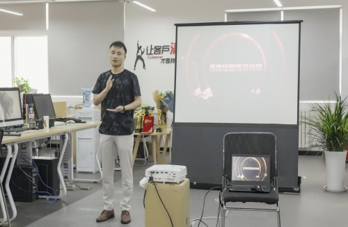 西安中領開展企業(yè)文化日活動，慶?？缇充N售業(yè)績逐年上升
