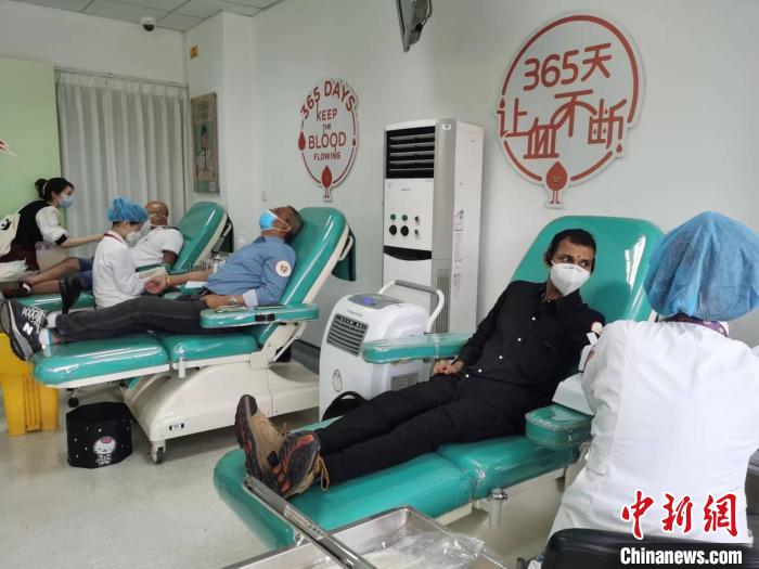 印度友人無償獻血?！￡愳o 攝