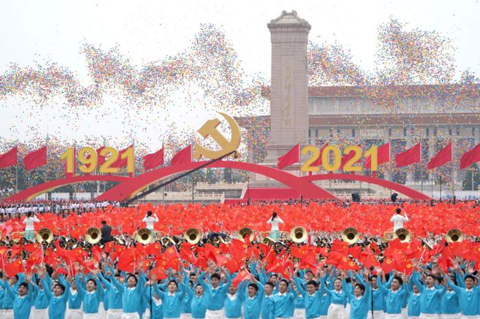 2021年7月1日上午，慶祝中國共產(chǎn)黨成立100周年大會在北京天安門廣場隆重舉行。這是慶祝大會現(xiàn)場放飛氣球。新華社記者 陳曄華 攝