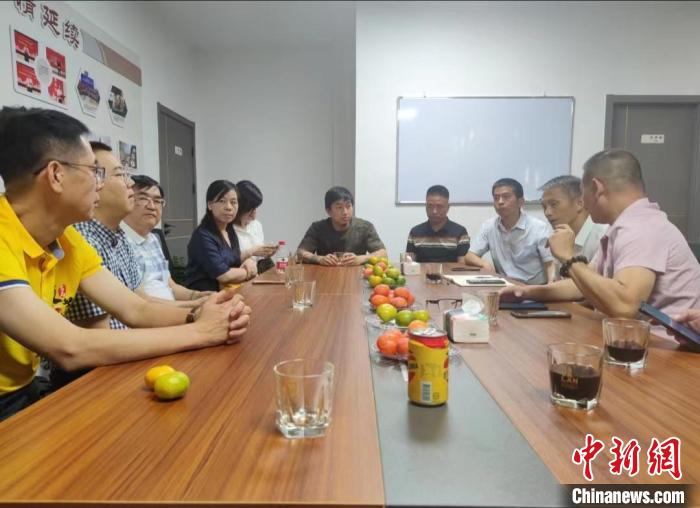 與啟動儀式一并舉行的座談會。　傅飛揚 攝