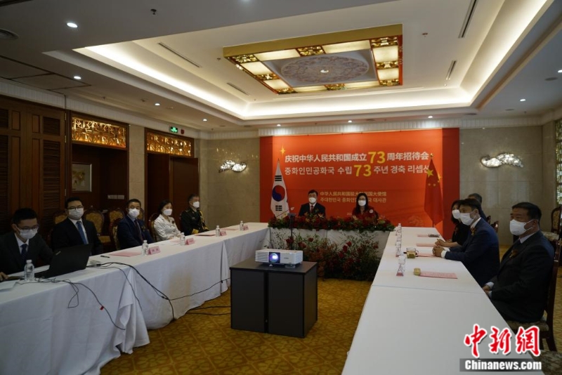 圖為中國駐韓國大使館線下主會(huì)場(chǎng)。