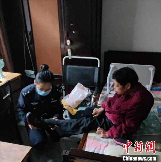 常州警花10年“心級(jí)”服務(wù)讓“夕陽”更暖更紅