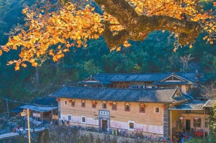 土樓有各種形狀。圖片來源：臺灣《經(jīng)濟日報》