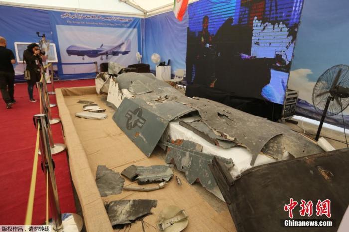 2019年9月21日，伊朗革命衛(wèi)隊展示被擊落的美軍無人機碎片。