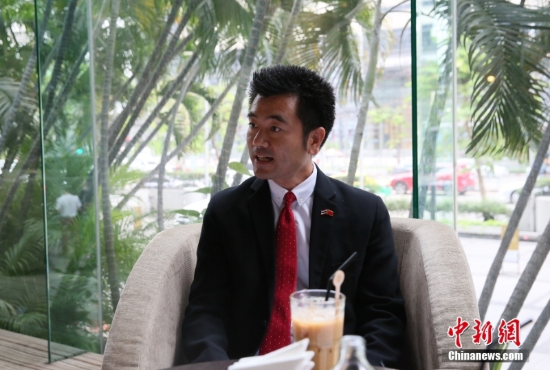 圖為威倫在泰國(guó)曼谷接受采訪。 <a target='_blank' href='/'>中新社</a>記者 王國(guó)安 攝
