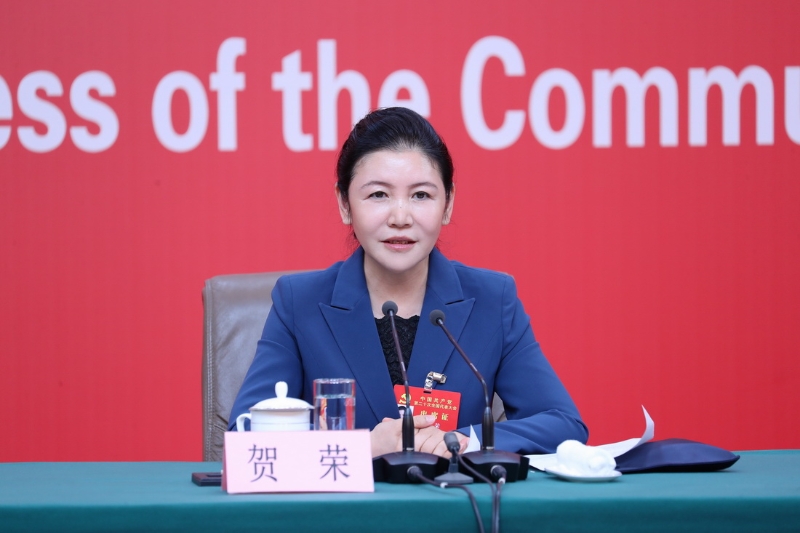 最高人民法院黨組副書記、分管日常工作的副院長、一級大法官賀榮。（圖源：新華社）