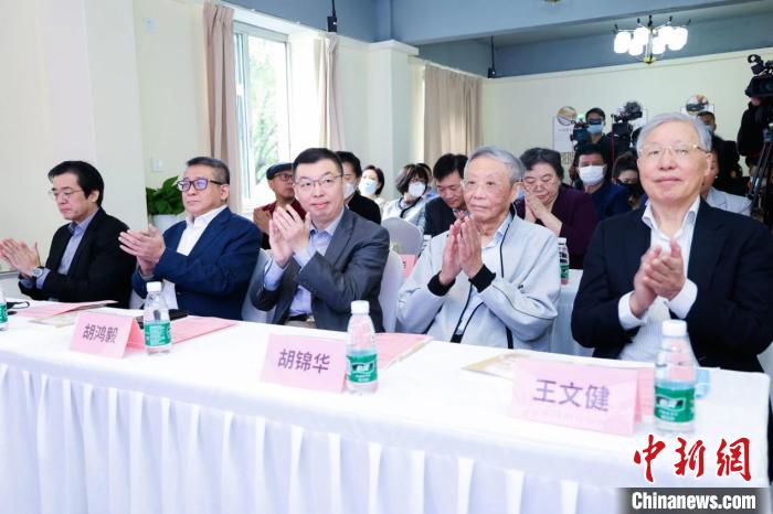 多年來，長三角(仲景)中醫(yī)藥滋補養(yǎng)生節(jié)因“公益性、科學性、普及性”而廣受民眾歡迎，數(shù)萬人次獲益?！?長三角中醫(yī)藥學會聯(lián)盟供圖
