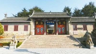 劉公島上的北洋海軍公所。圖片來源：臺(tái)灣《經(jīng)濟(jì)日?qǐng)?bào)》