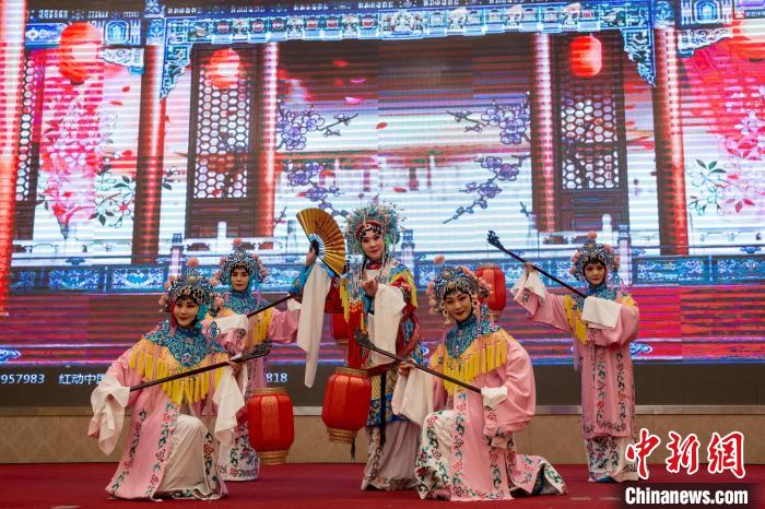 海峽兩岸非物質(zhì)文化遺產(chǎn)展演大會(huì)10月26日在山東省濰坊市舉辦?！』顒?dòng)主辦方供圖