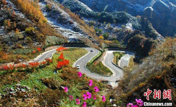 平谷區(qū)胡關(guān)路?！”本┦薪煌ㄎ﹫D