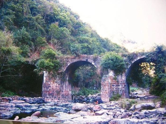 滇西大馬路響水關(guān)大橋。圖片來(lái)源：臺(tái)灣《聯(lián)合報(bào)》