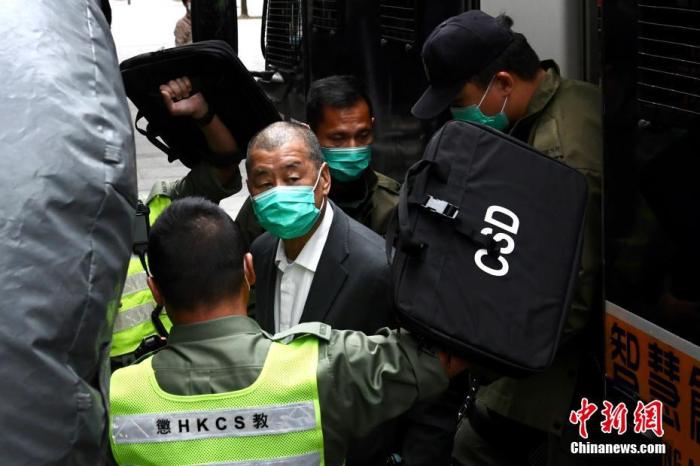 圖為黎智英由懲教署車輛押送至終審法院。<a target='_blank' href='/'>中新社</a>記者 李志華 攝