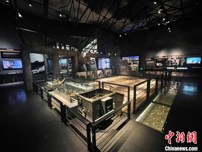 侵華日軍第七三一部隊罪證文物展示。　胡明紅 攝