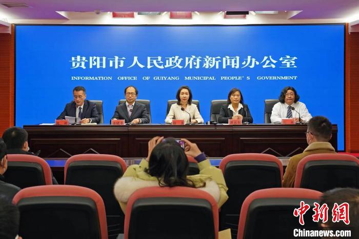 圖為新聞發(fā)布會現(xiàn)場?！×哄吩?攝