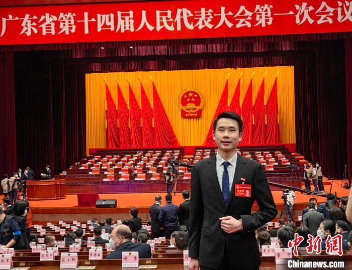 廣東省人大代表翁浩潔建議：以更大力度支持港澳青年來粵實習工作