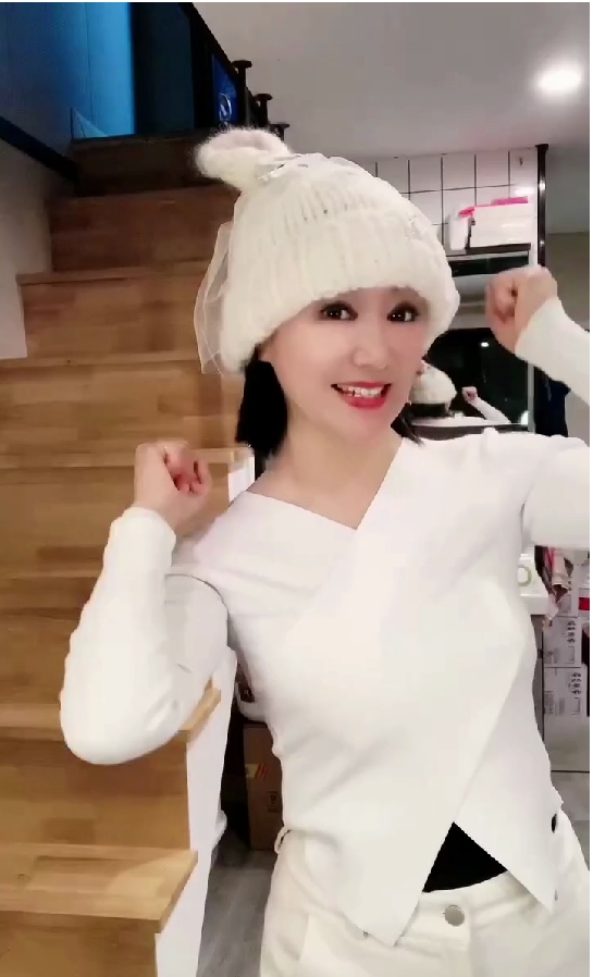 藝術(shù)盛宴，華美綻放！彩云之南文化藝術(shù)季燃情啟幕