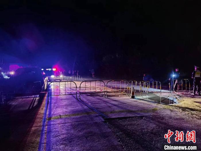 步頭大橋?qū)嵤┕苤??！≠R州市委宣傳部供圖