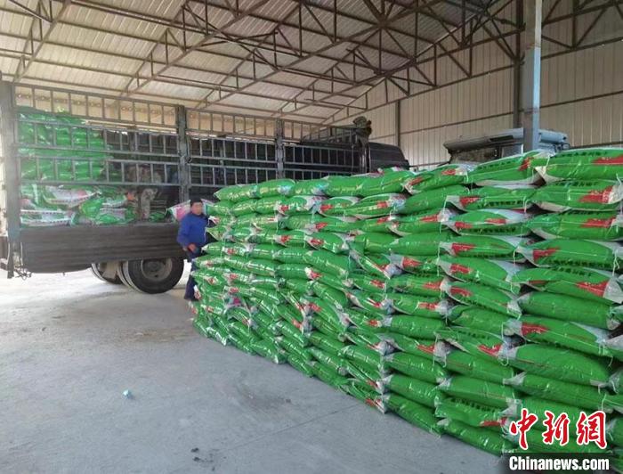 黑土地上早春忙：訂單直供農(nóng)戶(hù)讓備耕更具效率