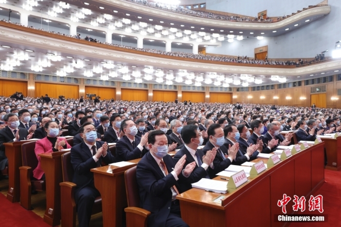 2023年3月5日，十四屆全國人大一次會議在北京人民大會堂開幕。<a target='_blank' href='/'>中新社</a>記者 盛佳鵬 攝