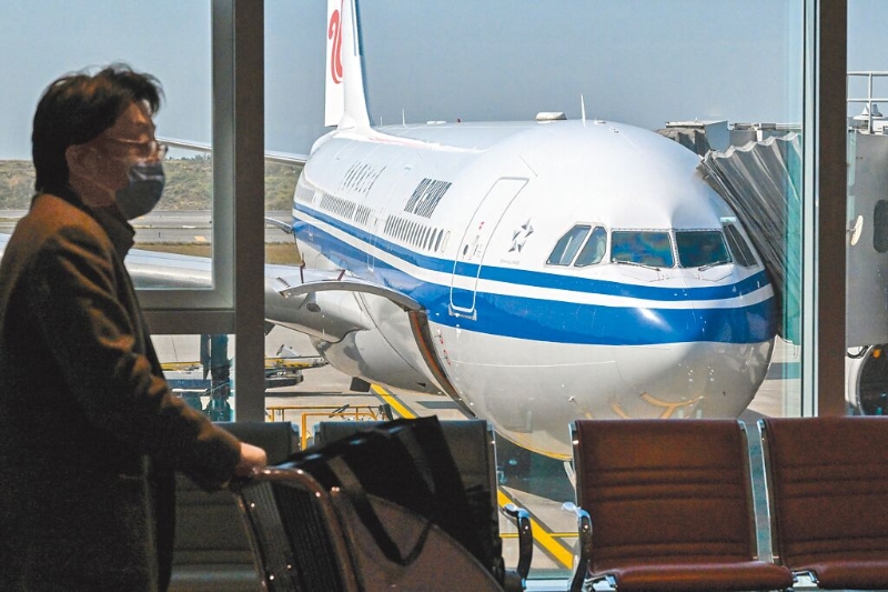 桃園機場國際航空班機。（圖源：臺灣《中國時報》）