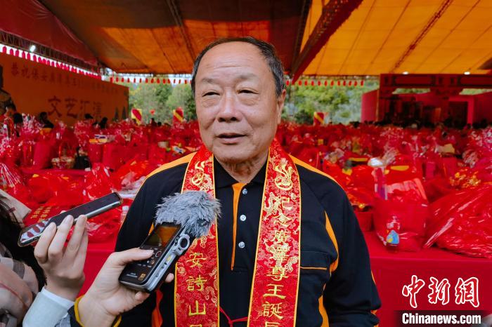 鳳山寺駐臺灣辦事處主任、臺南市下林玉圣宮管委會主任蔡國輝接受采訪。