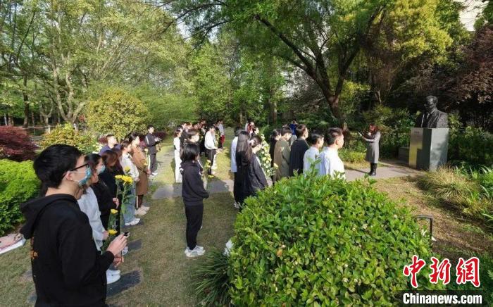 紀(jì)念著名橋梁工程與力學(xué)專家李國豪誕辰110周年系列活動(dòng)在滬舉行