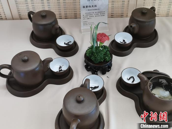 武夷山茶類美食?！”R美齡 攝