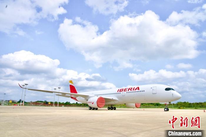 海南自貿港完成國內首單A350機型飛機整機噴涂業(yè)務