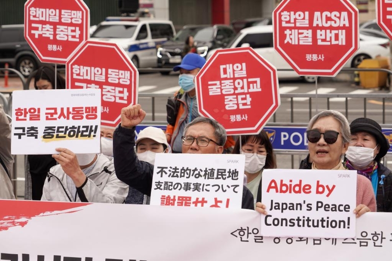5月7日，人們?cè)陧n國(guó)首爾參加抗議集會(huì)。（圖源：新華網(wǎng)）