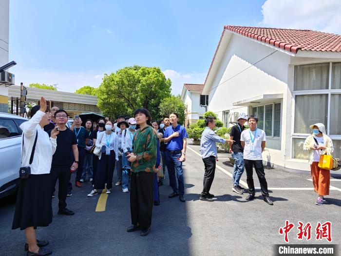 考察現(xiàn)場?！幉ɡ诸悓W院供圖